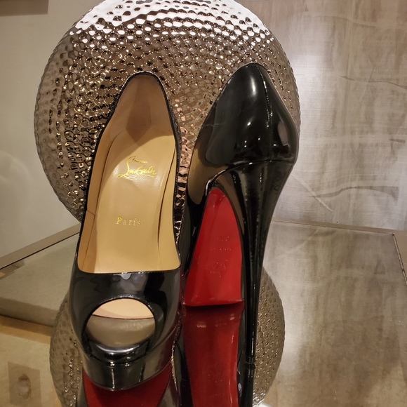 Christian Loubioutin LADY PEEP 150 PATENT HEELS - Picture 3 of 8